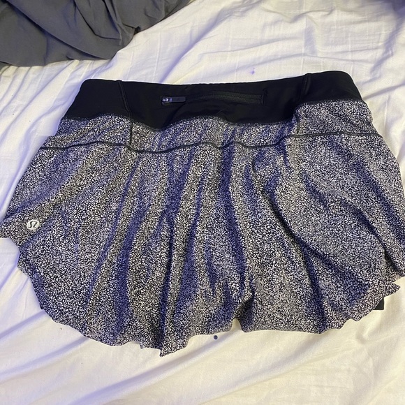 lululemon athletica Dresses & Skirts - Lululemon tennis skirt